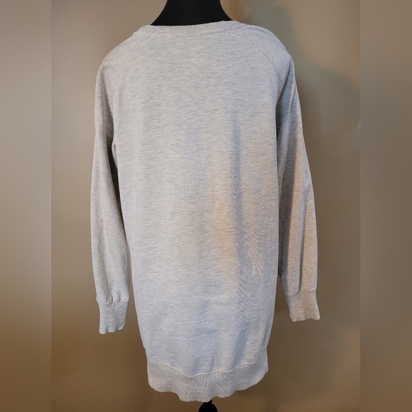 TOPTEN10 Unique Liz Taylor as Cleopatra Sweatshirt, Size Generous Small - Picture 4 of 12